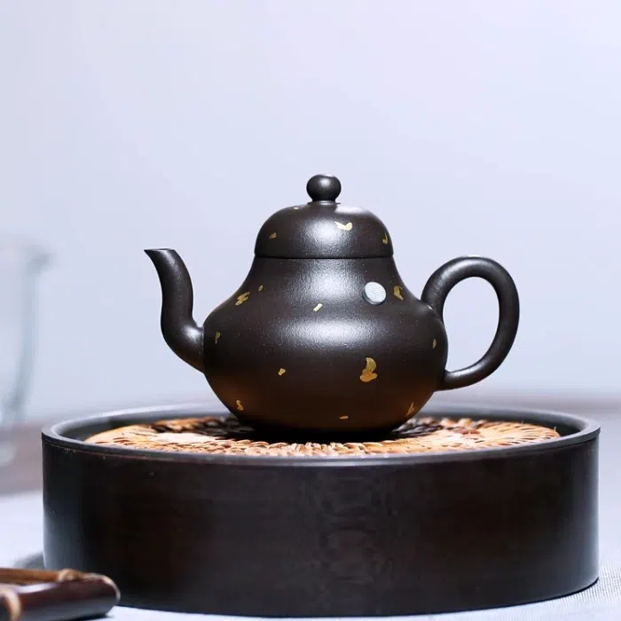 Shihuang Heini Gold Sprinkle Siting Style Yixing Teapot 150ml — detail 4