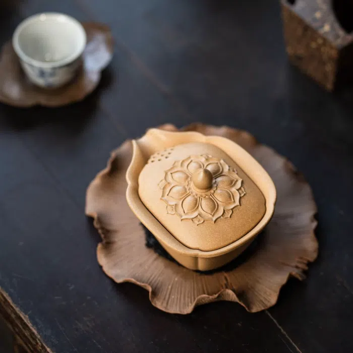 Easy Gaiwan/Hohin Teapot - Jiang Po Ni Yixing Clay 150ml — detail 4