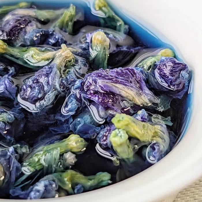 Blue Butterfly Pea Flower Tea — detail 2