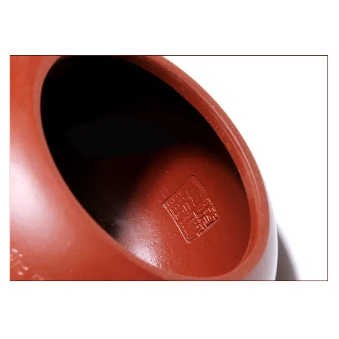 Zhu Ni Clay Yixing Teapot 'Heart Sutra Xi Shi' & 2 Tea Cups 250ml — detail 4