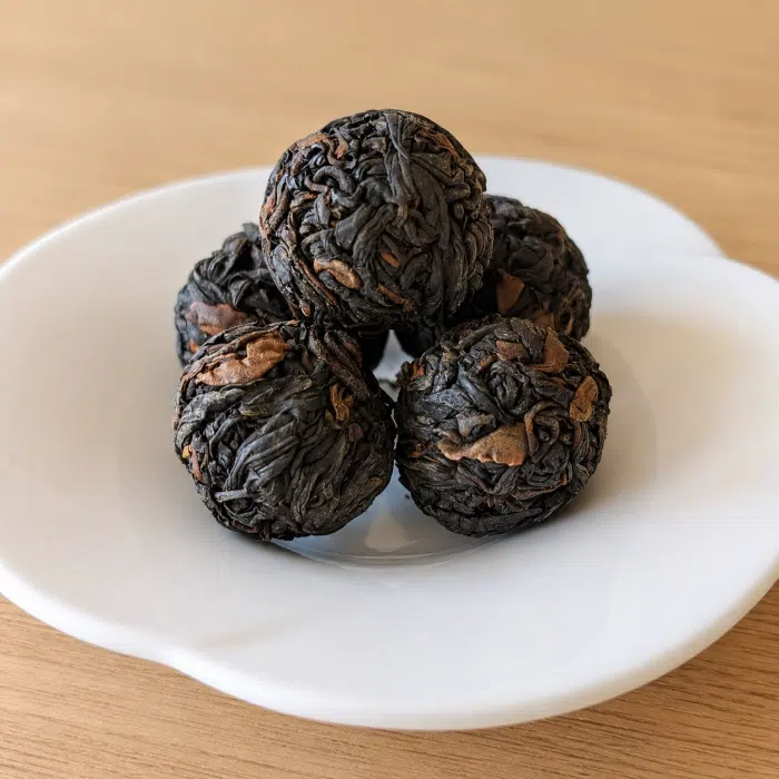 2025 Fengqing Traditional Sun-Dried Black Tea Balls — detail 2