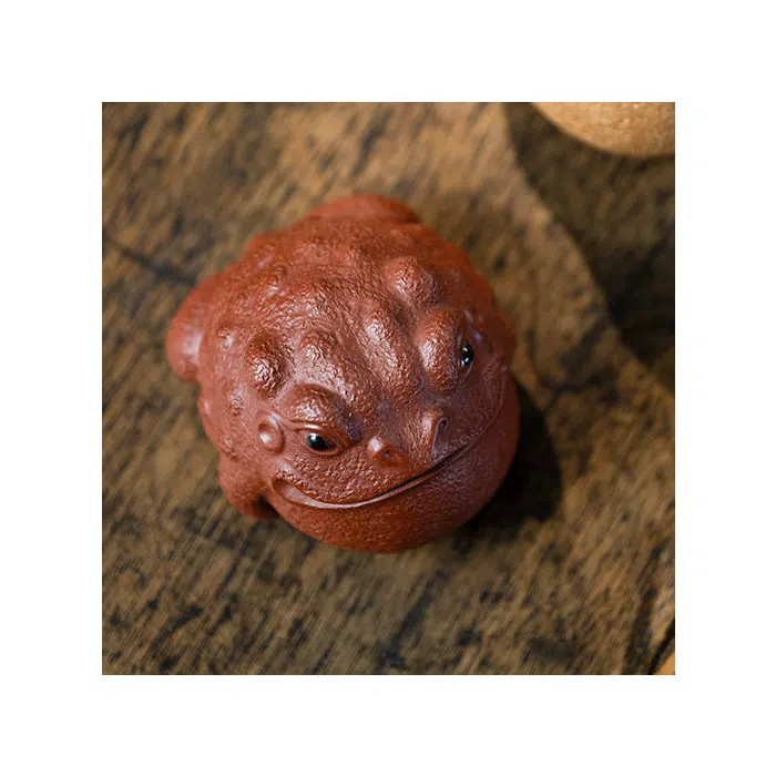 Legendary Toad Tea Pet, Jiang Po Ni Clay — detail 1