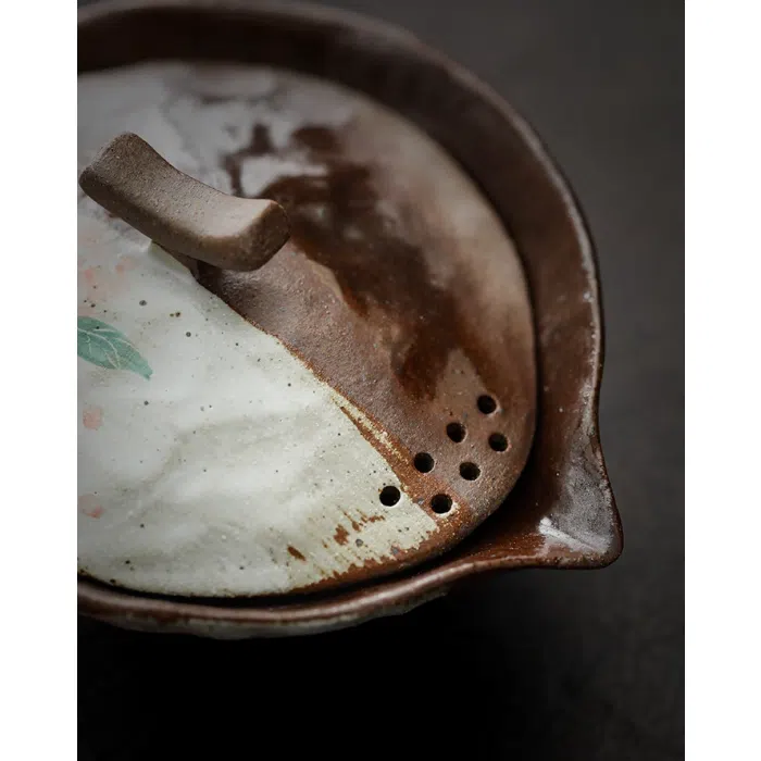 Handleless Japanese Hohin Teapot, Ceramic Easy Gaiwan 100ml — detail 3