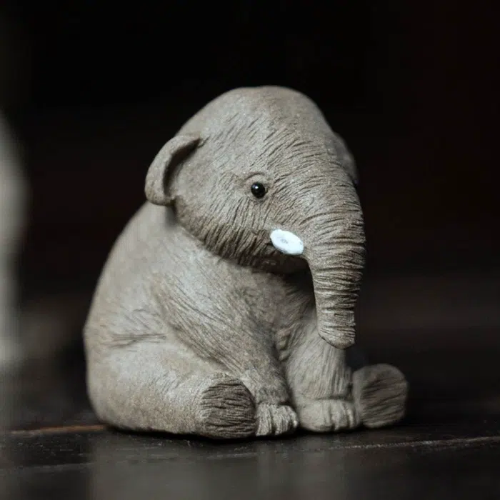 Baby Elephant Tea Pet — detail 1