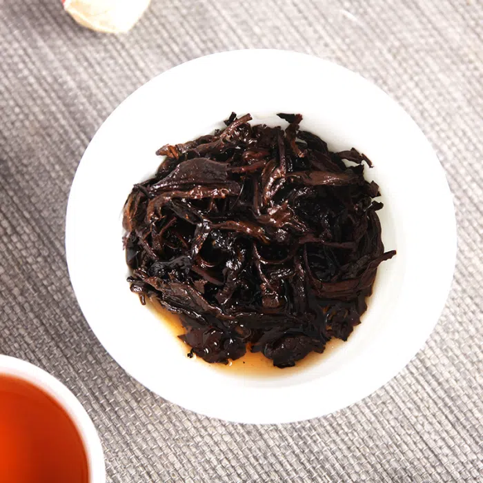 2019 Ripe Jin Ban Zhang Pu Erh Tea Balls — detail 1