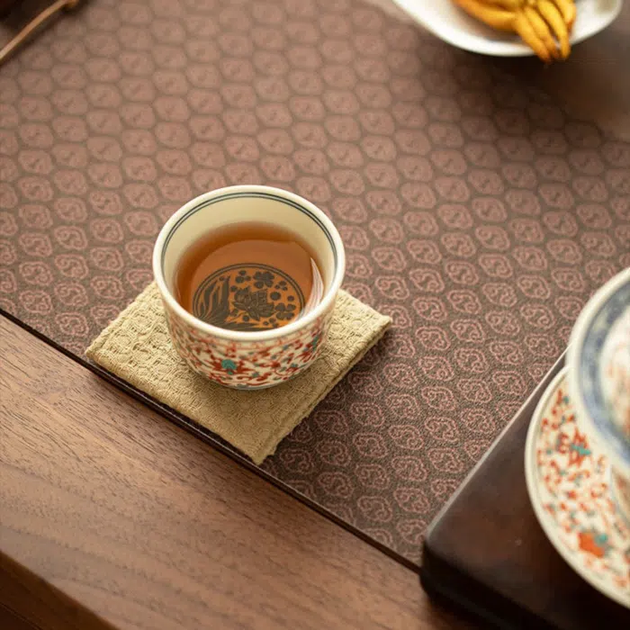 Chanzhi Entwined Floral Gongfu Tea Cup 70ml — detail 3