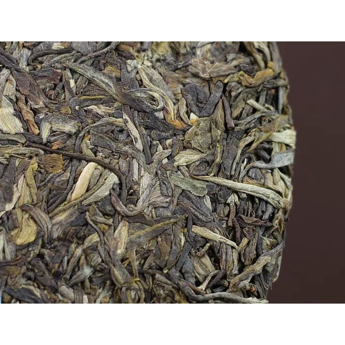 2015 Haiwan Liang ‘Leisure' Gushu Raw Pu Erh 400g — detail 2