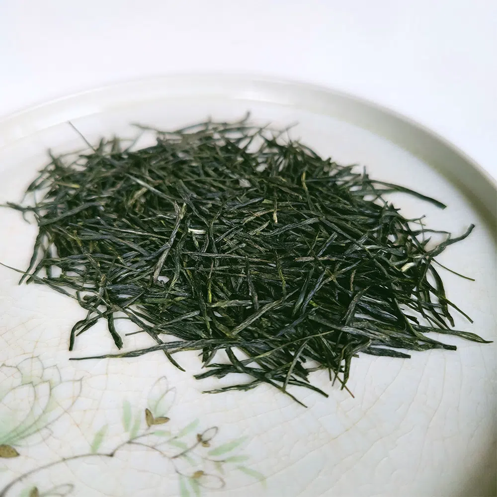 Enshi Yulu (Jade Dew) Green Tea · 70g — detail 1