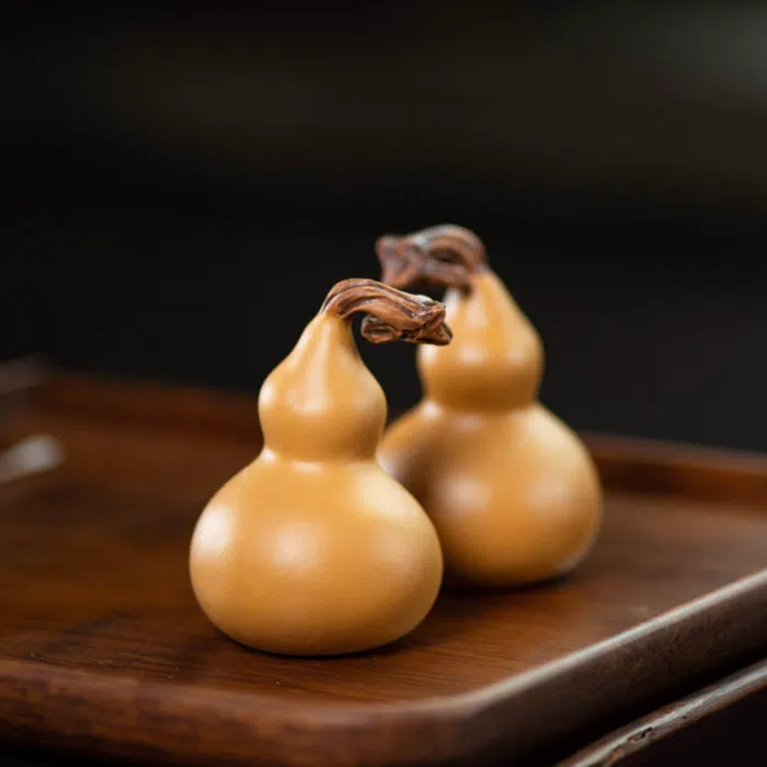 Mini Gourd Tea Pet, Yixing Duan Ni Clay — detail 1