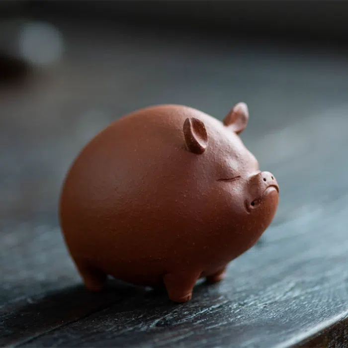 Lazy Pig Tea Pet — detail 2