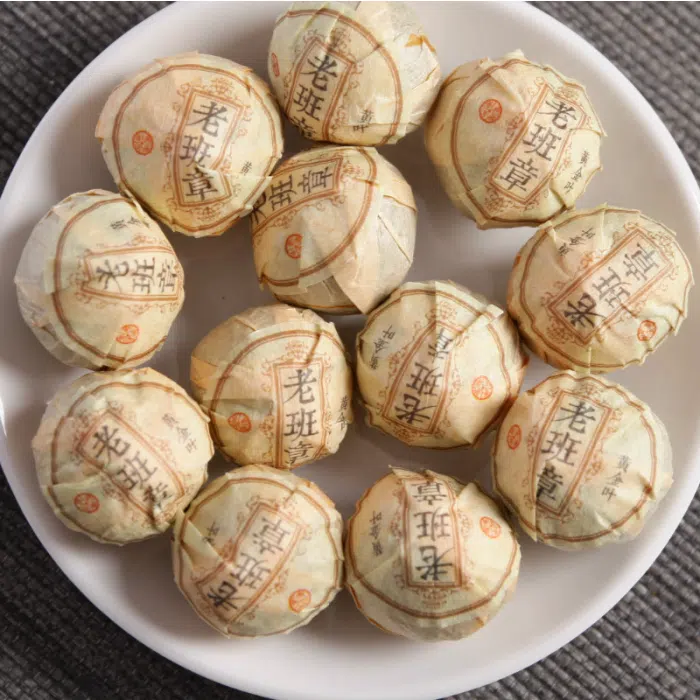 2018 Raw Lao Ban Zhang Pu Erh Tea Balls, Huang Jin Ye — detail 1