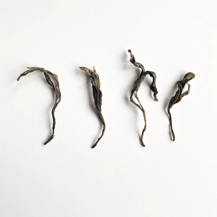 2022 Ba Nuo Ancient Tree Raw Pu Erh Tea Cake 200g — detail 2