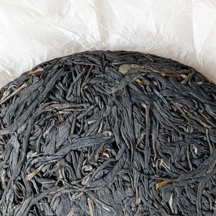 2025 Velvet Mountain Purple Tea Cake, Bulang Mountain 200g — detail 6