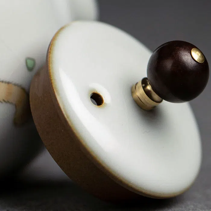 Ruyao Cat Teapot – Ru Kiln Crackle Glaze Gongfu Teapot 280ml — detail 4
