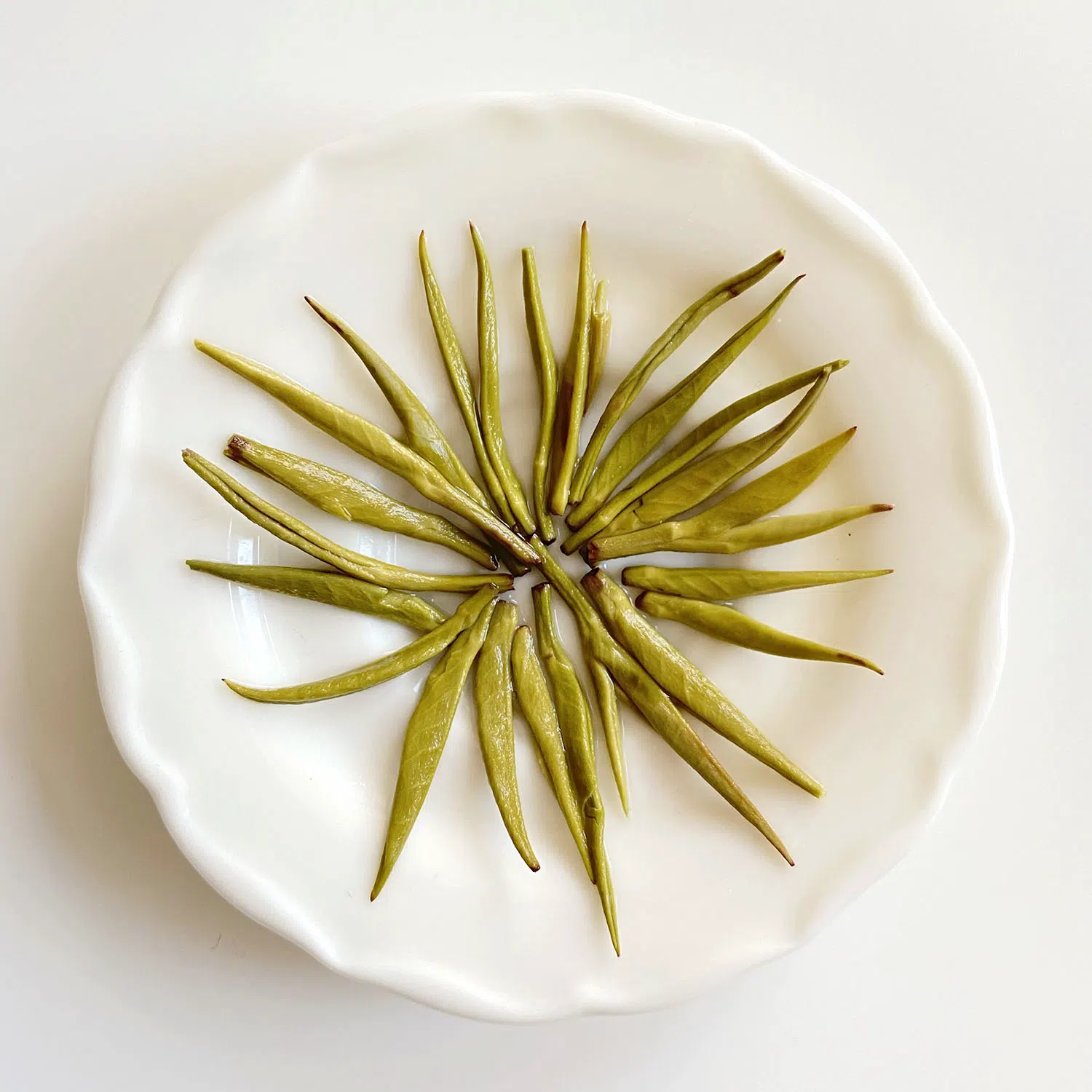 Fujian Silver Needle White Tea · 70g — detail 1