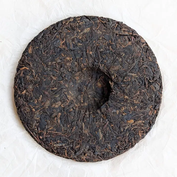 2017 'Whispering Earth' Ripe Pu Erh Tea Cake, Lincang 200g — detail 1