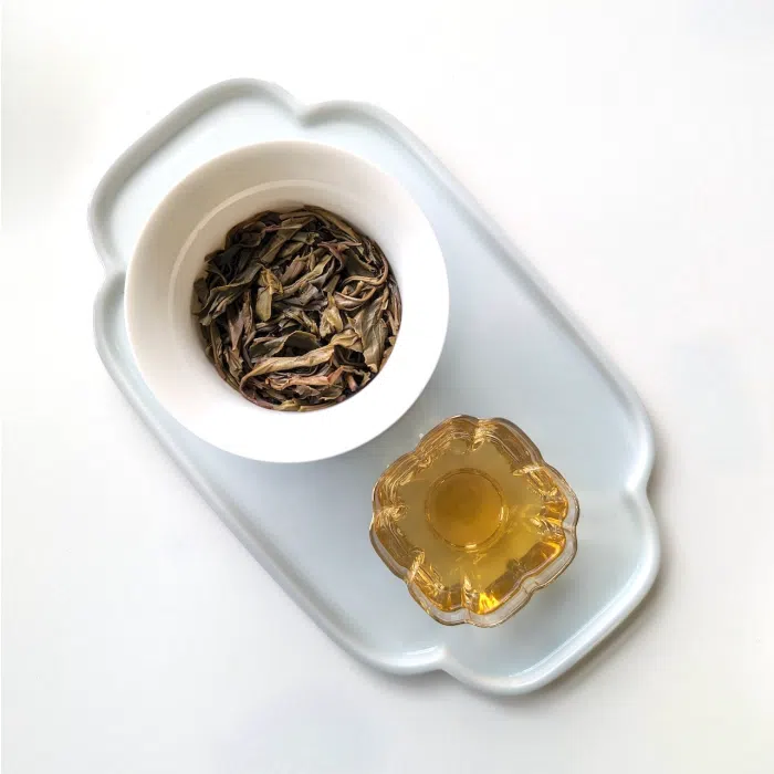 2022 Yibang Ancient Tree Raw Pu Erh, Xiao Ye Zhong (Small Leaf) 200g — detail 1