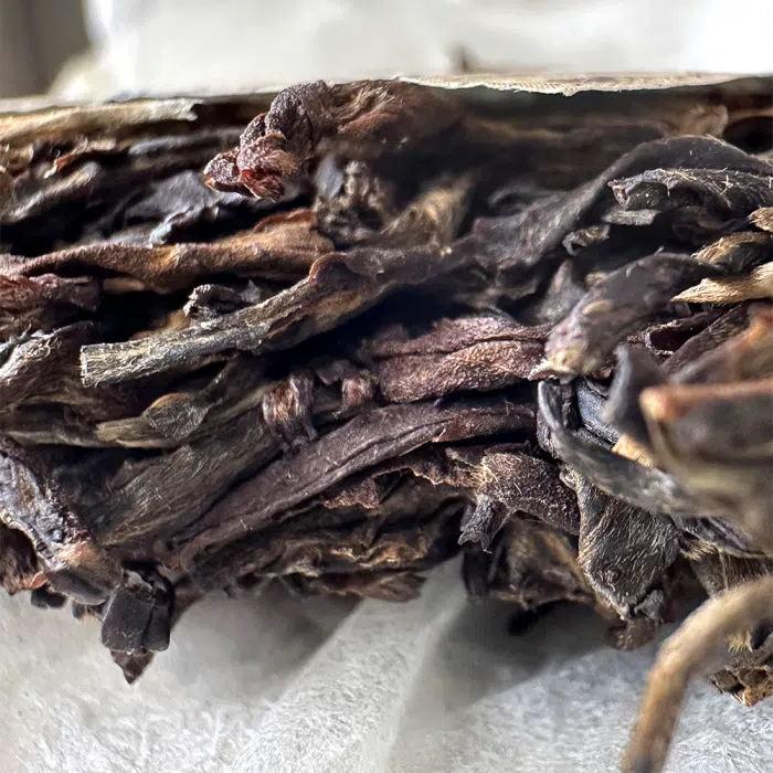 2007 Meng Song Ancient Tree Raw Pu Erh Tea Cake 200g — detail 5