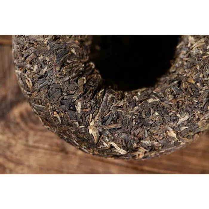 2017 Sheng Xiaguan Tuocha - Da Xue Shan, Jin Si 'Gold Ribbon' Grade 100g — detail 1