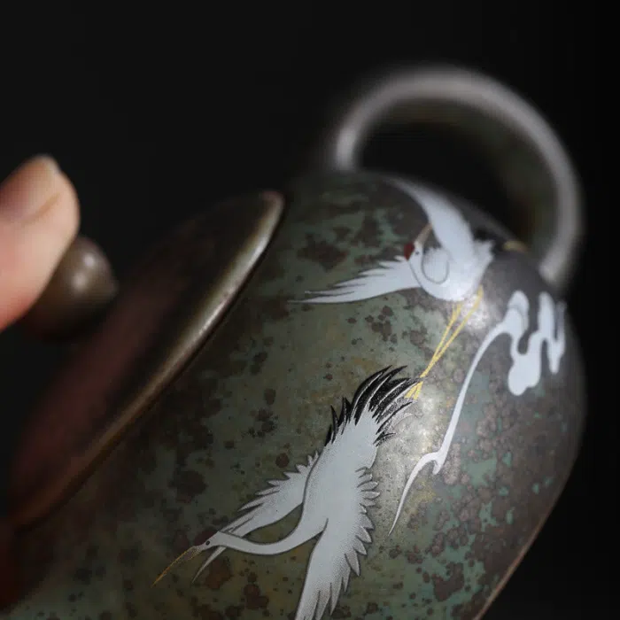 Ceramic ‘Noble Cranes’ Gongfu Xi Shi Tea Pot 220ml — detail 2