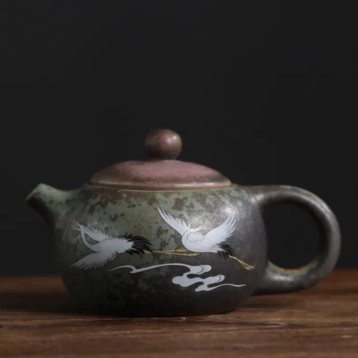 Ceramic ‘Noble Cranes’ Gongfu Xi Shi Tea Pot 220ml — detail 1