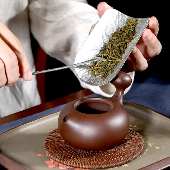 Yixing Purple Clay 'Spirit Moon' Xishi Kyusu Teapot 210ml — detail 3