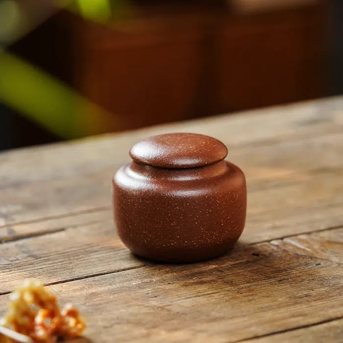 Small Yixing Jar, Jiang Po Ni Clay Yixing Clay Jar — detail 3