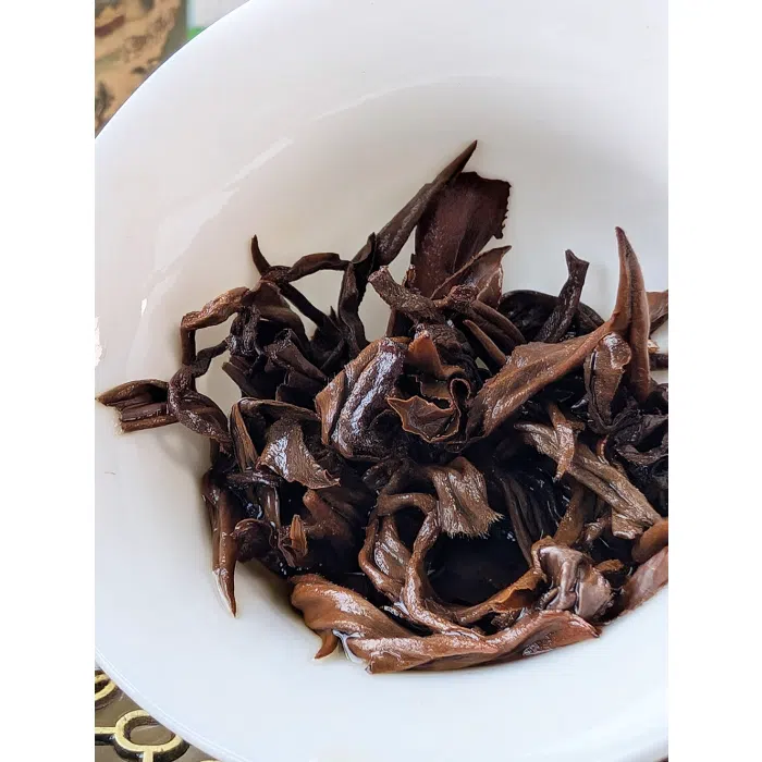 Red Dragon Pearls - Black Dragon Pearl Tea — detail 1